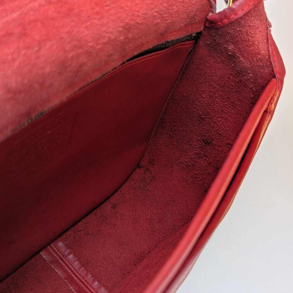 Vintage Coach NYC Small Shoulder Bag 9530 Red Larger Variation - Picture 15 of 16